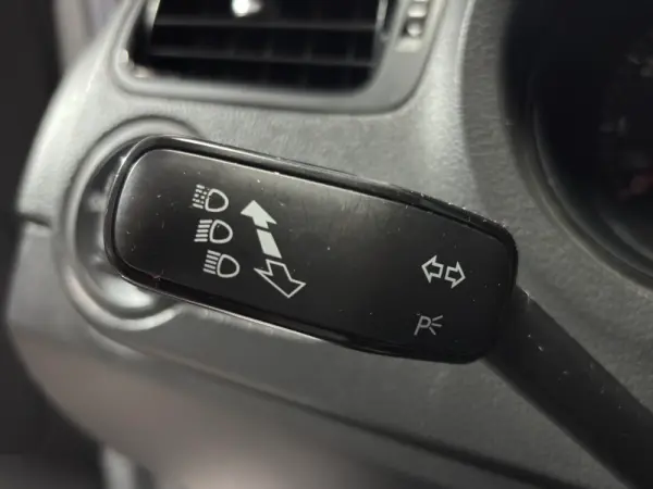 Volkswagen Polo 1.0 (Blue Motion ) Trendline 15