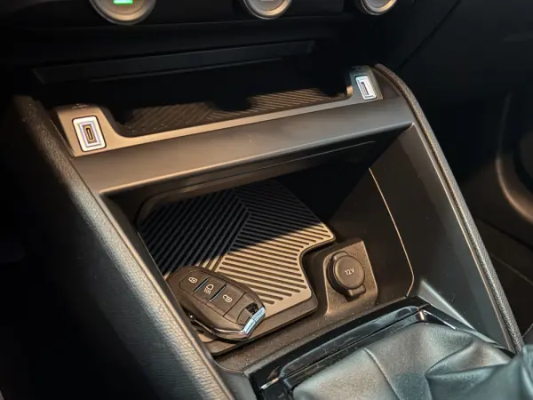 Citroën C4 1.2 PureTech Plus 15