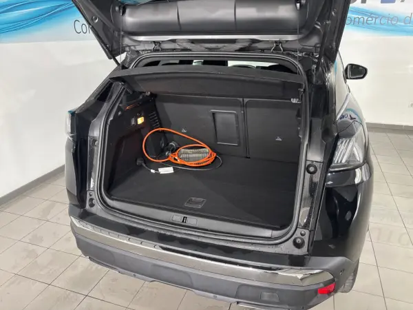 Peugeot 3008 1.6 Hybrid GT Line e-EAT8 28