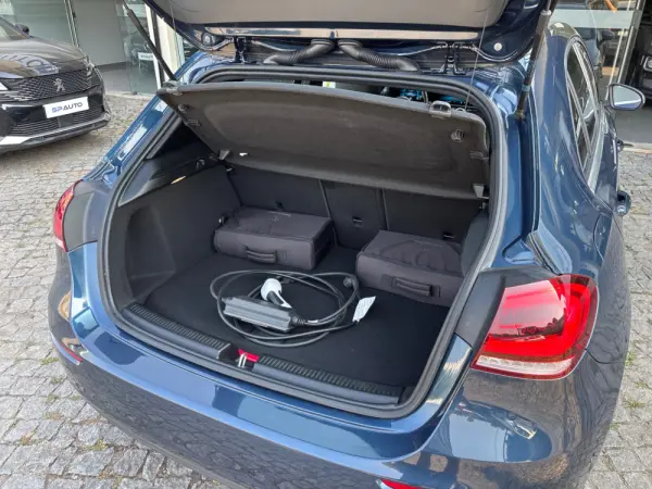 Mercedes-Benz A 250 e Style Plus 29