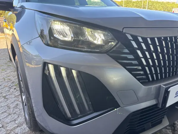 Peugeot 2008 Hybrid 145 e-DSC Allure 25