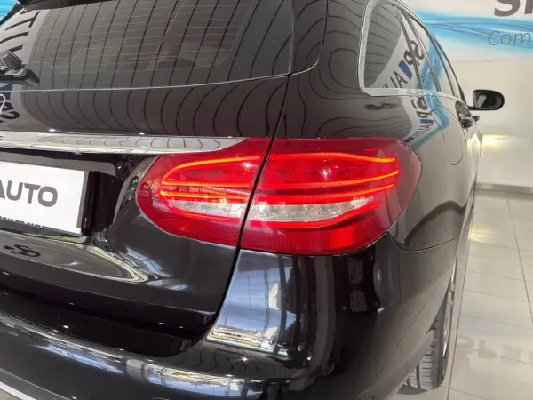 Mercedes-Benz C 200 BlueTEC Avantgarde Aut. 28