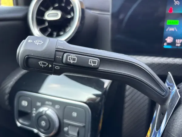 Mercedes-Benz A 250 e Style Plus 21
