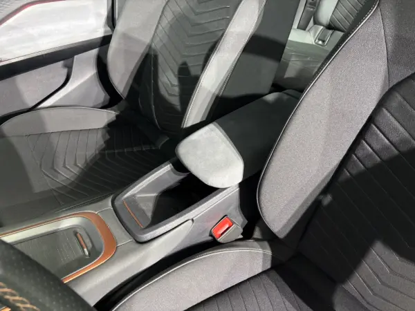 Cupra Born 59 kWh e-Boost 16