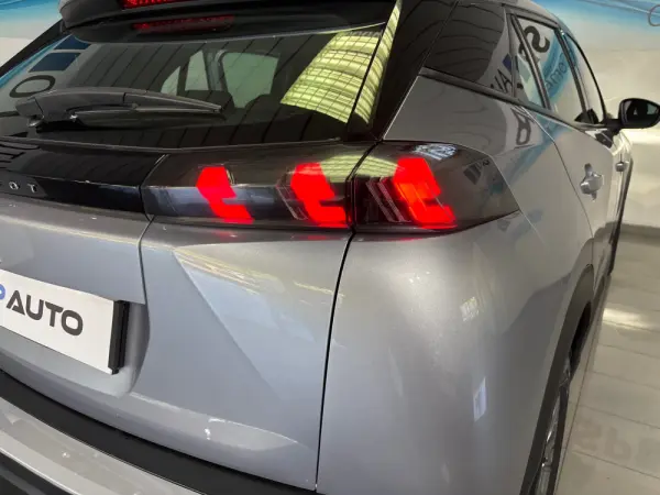 Peugeot 2008 1.2 PureTech Active 27