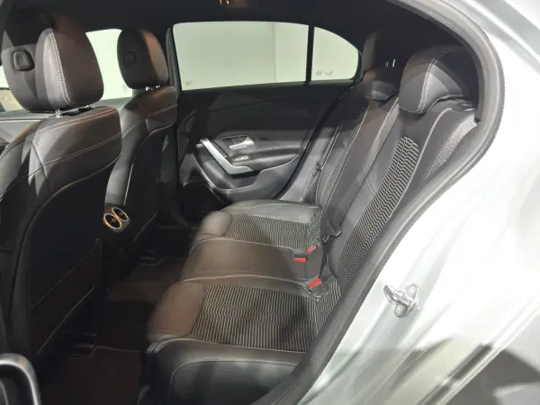 Mercedes-Benz A 180 d Progressive Aut. 10