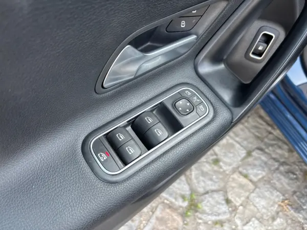 Mercedes-Benz A 250 e Style Plus 26