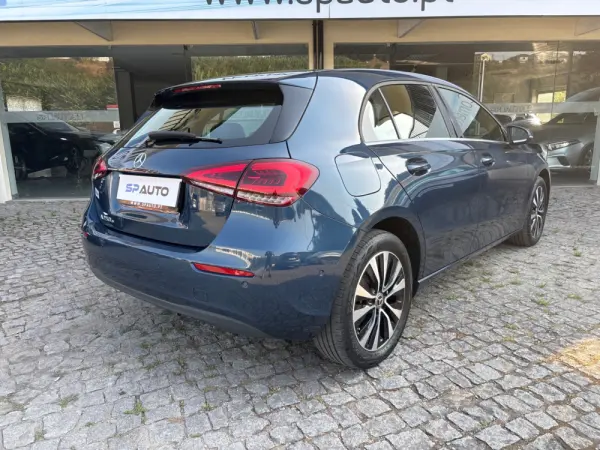 Mercedes-Benz A 250 e Style Plus 5