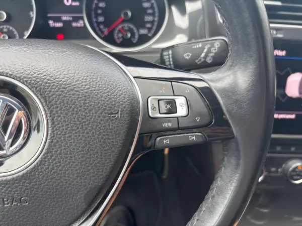 Volkswagen Golf Variant 1.6 TDi Confortline 21