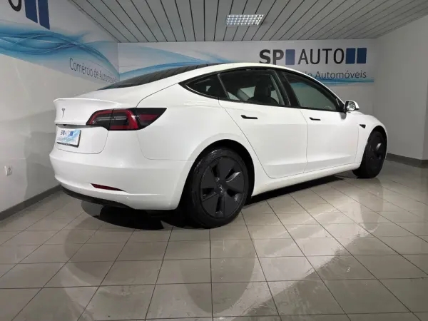 Tesla Model 3 Long Range Tração Traseira 5