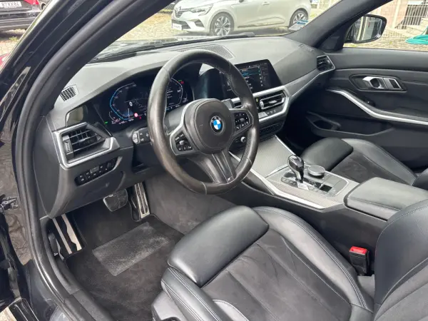 BMW 320 d Pack M Auto 8