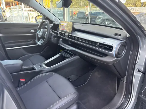 Jeep Avenger 54 kWh Summit 8
