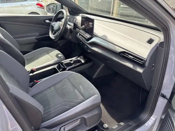 Volkswagen ID.5 77 kWh Pro 9