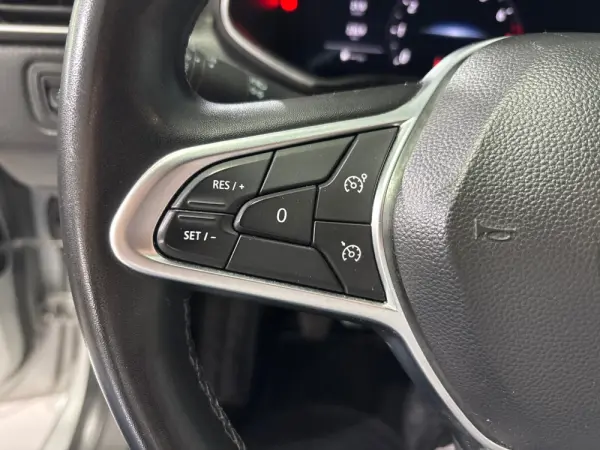Renault Clio Exclusive 18