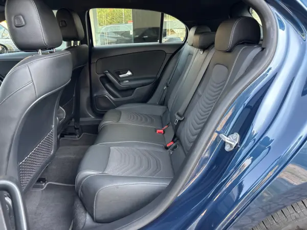 Mercedes-Benz A 250 e Style Plus 10