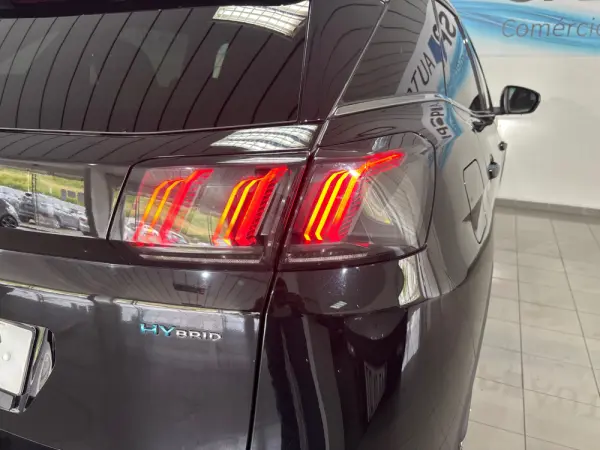 Peugeot 3008 1.6 Hybrid GT Line e-EAT8 27