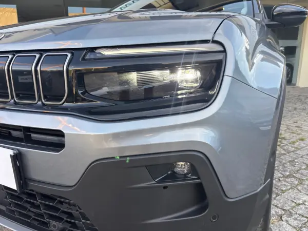 Jeep Avenger 54 kWh Summit 27