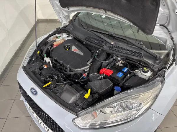 Ford Fiesta 1.6 EcoBoost ST200 26