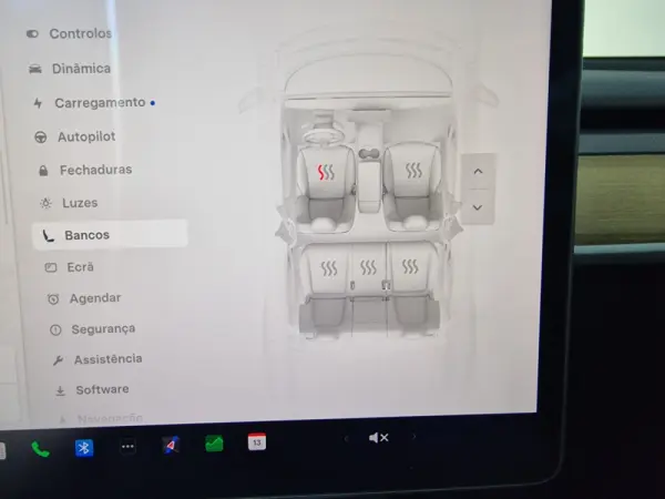 Tesla Model Y 10