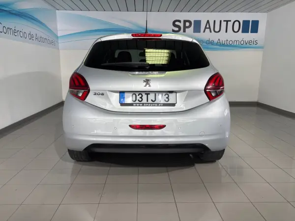 Peugeot 208 1.6 BlueHDi Active 6
