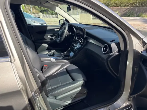 Mercedes-Benz GLC 300 e 4Matic 10