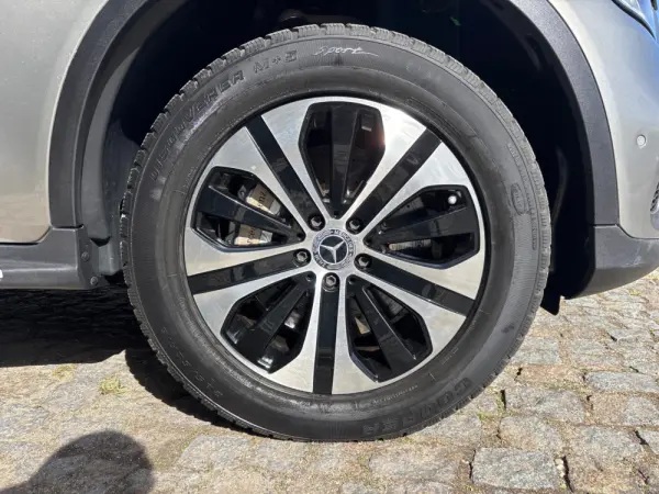 Mercedes-Benz GLC 300 e 4Matic 32