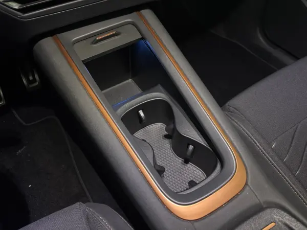 Cupra Born 59 kWh e-Boost 15