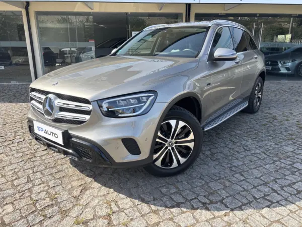 Mercedes-Benz GLC 300 e 4Matic 1