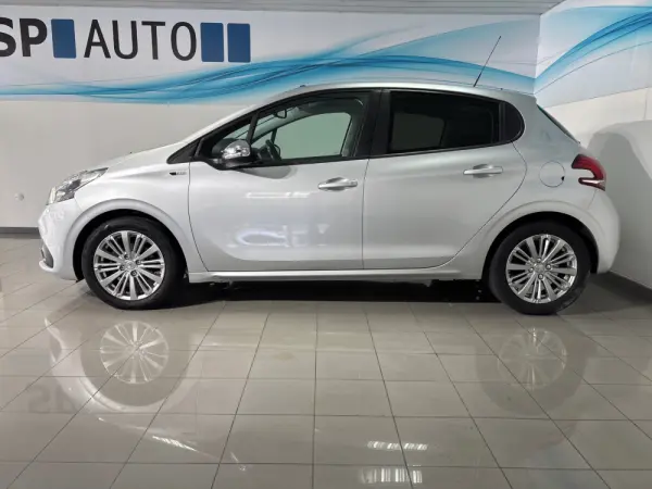 Peugeot 208 1.6 BlueHDi Active 4