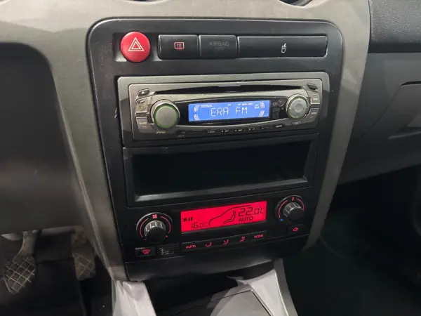 SEAT Ibiza 10