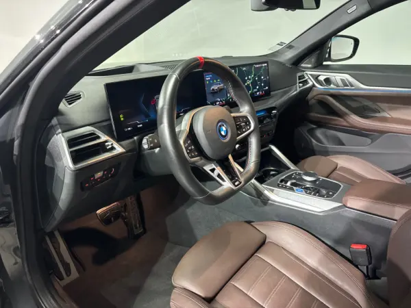 BMW i4 M50 Pack Desportivo M Pro 9