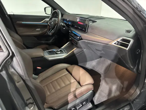 BMW i4 M50 Pack Desportivo M Pro 10