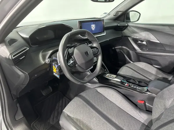 Peugeot 2008 1.2 Hybrid Allure e-DCS6 3