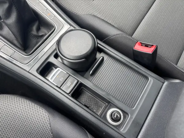 Volkswagen Golf Variant 1.6 TDi Confortline 16