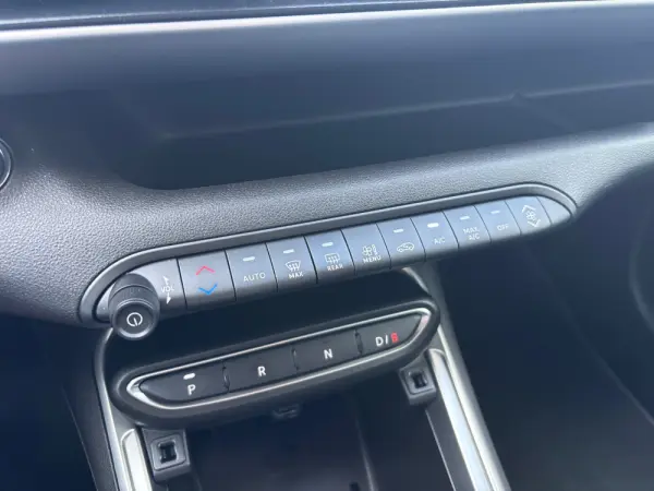 Jeep Avenger 54 kWh Summit 16