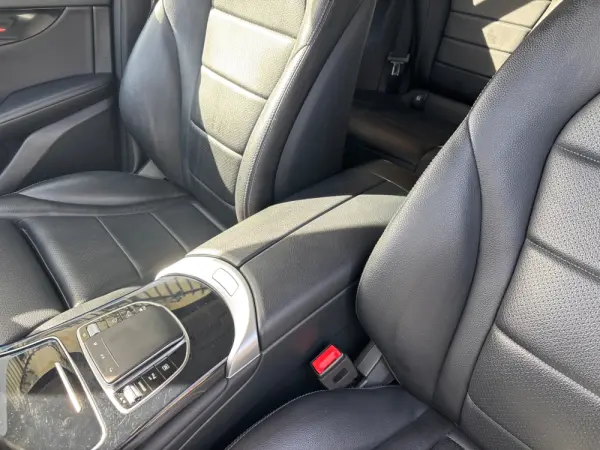 Mercedes-Benz GLC 300 e 4Matic 19