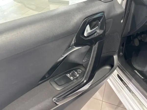 Peugeot 208 1.6 BlueHDi Active 24