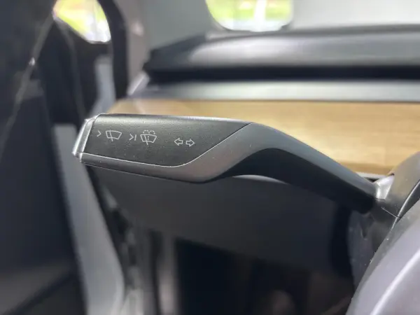 Tesla Model 3 Long Range Tração Traseira 22