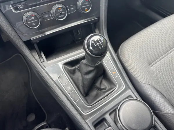 Volkswagen Golf Variant 1.6 TDi Confortline 15