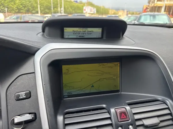 Volvo XC 60 2.4 D Drive Momentum 4