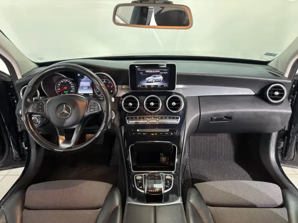 Mercedes-Benz C 200 BlueTEC Avantgarde Aut. 2