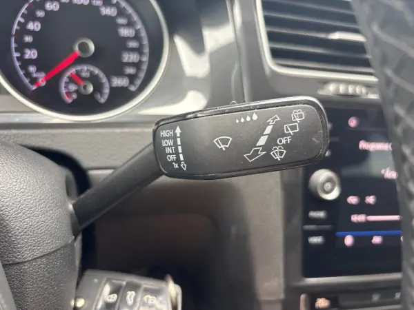 Volkswagen Golf Variant 1.6 TDi Confortline 22