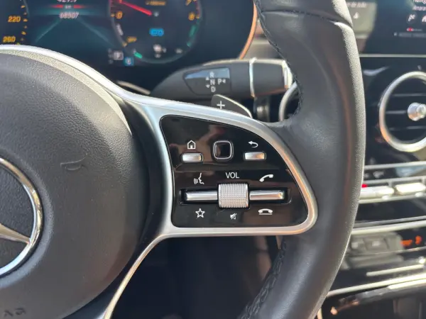Mercedes-Benz GLC 300 e 4Matic 23