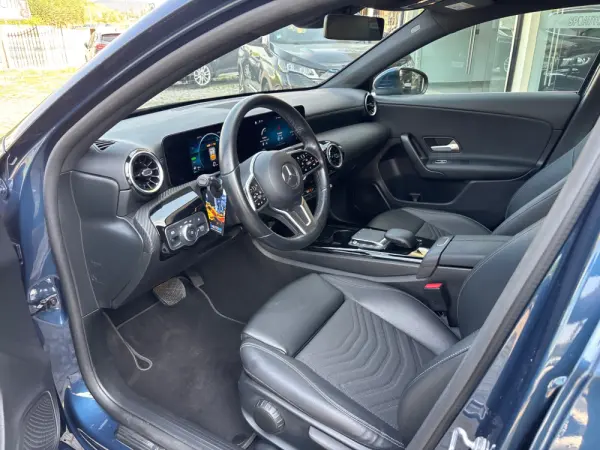 Mercedes-Benz A 250 e Style Plus 7