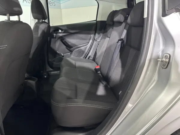 Peugeot 208 1.6 BlueHDi Active 11