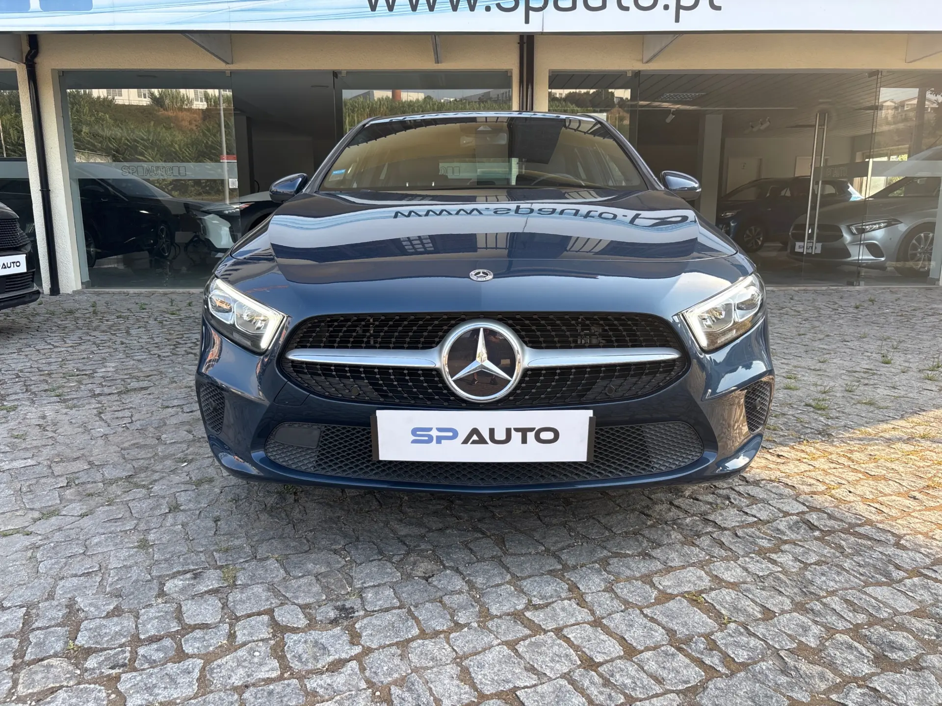 Mercedes-Benz A 250 e Style Plus 3