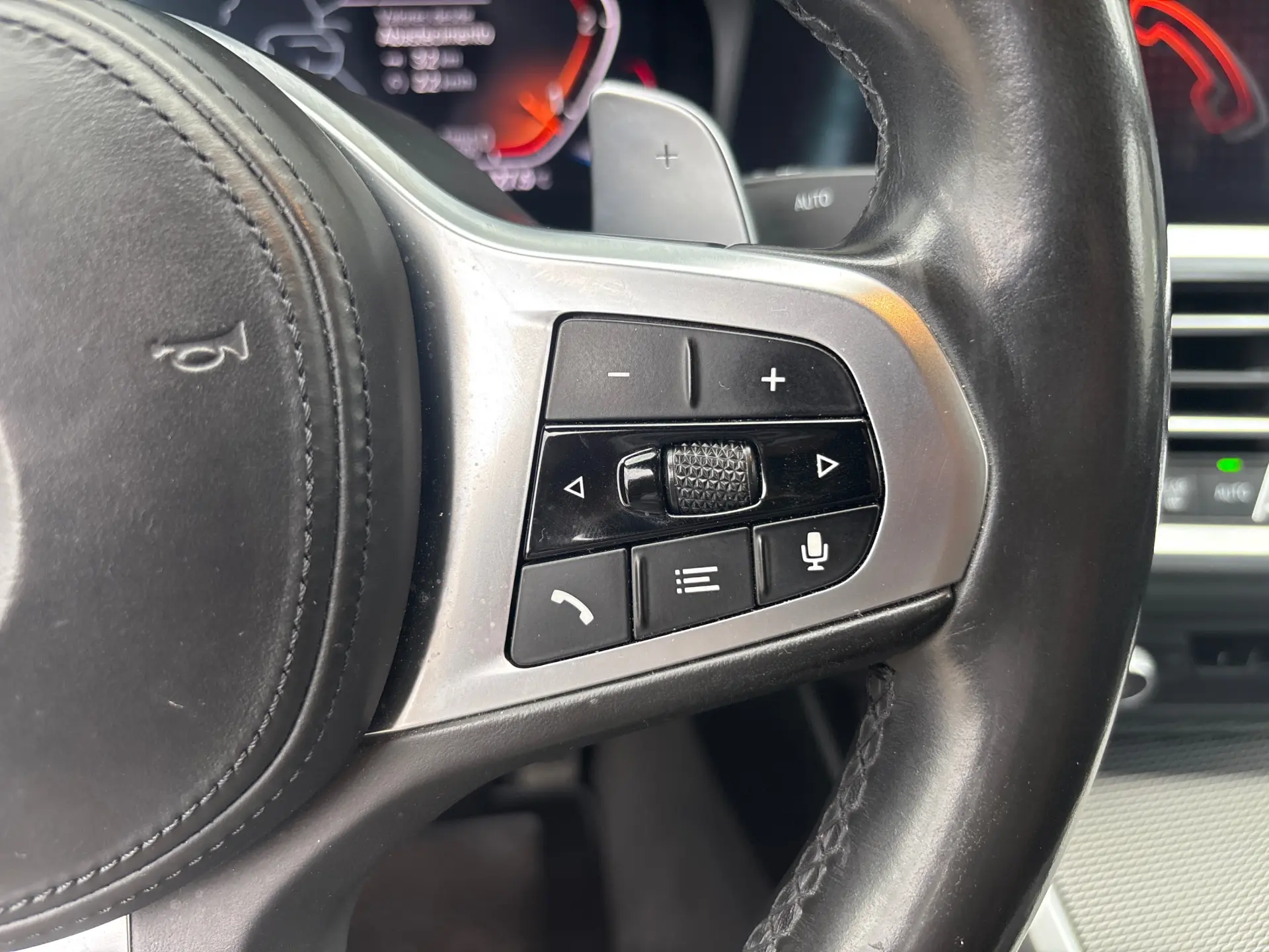 BMW 320 d Pack M Auto 19