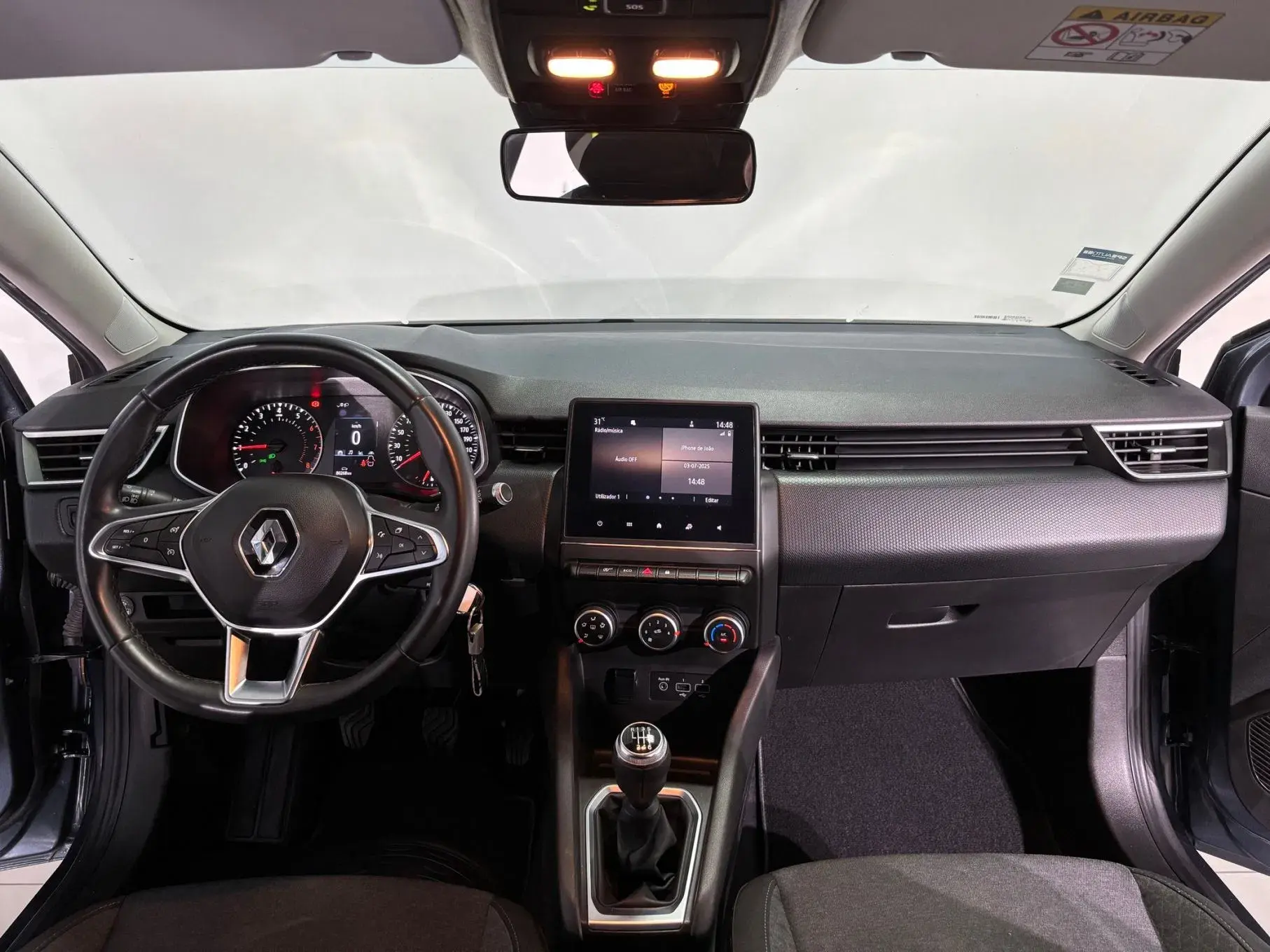 Renault Clio 1.0 TCe Intens Bi-Fuel 2