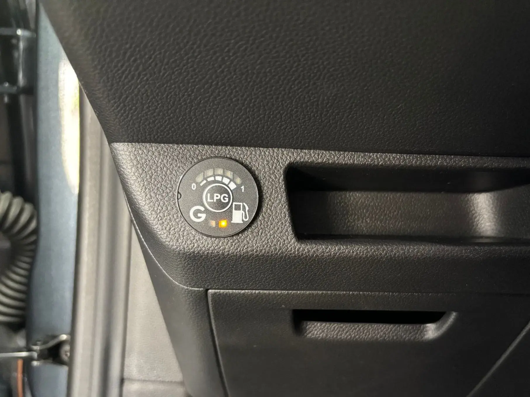 Renault Clio 1.0 TCe Intens Bi-Fuel 24