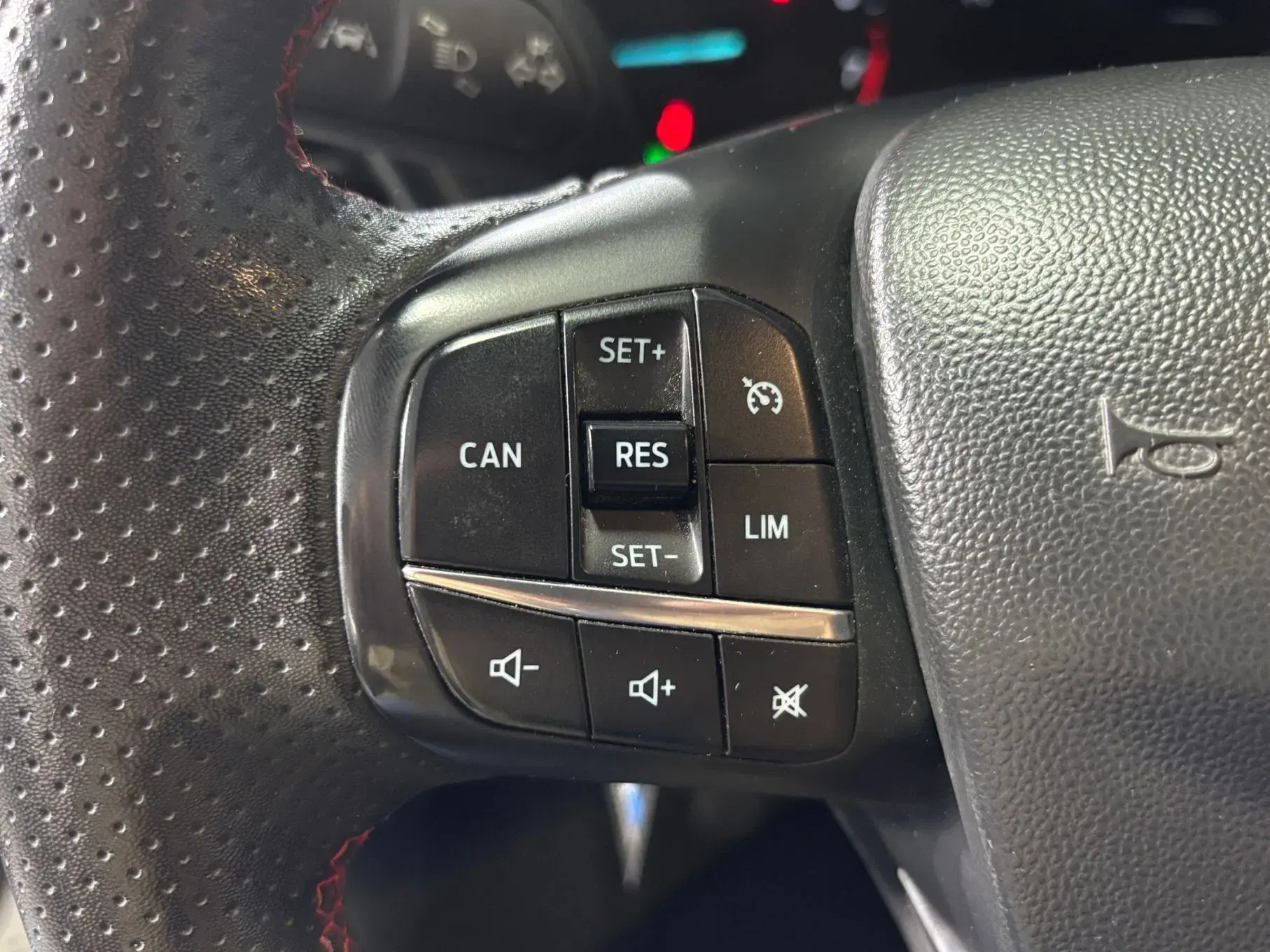 Ford Fiesta 1.0 EcoBoost ST-Line 17